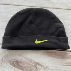 Nike Beanie Winter Hat Cap Baby 3-6 Months